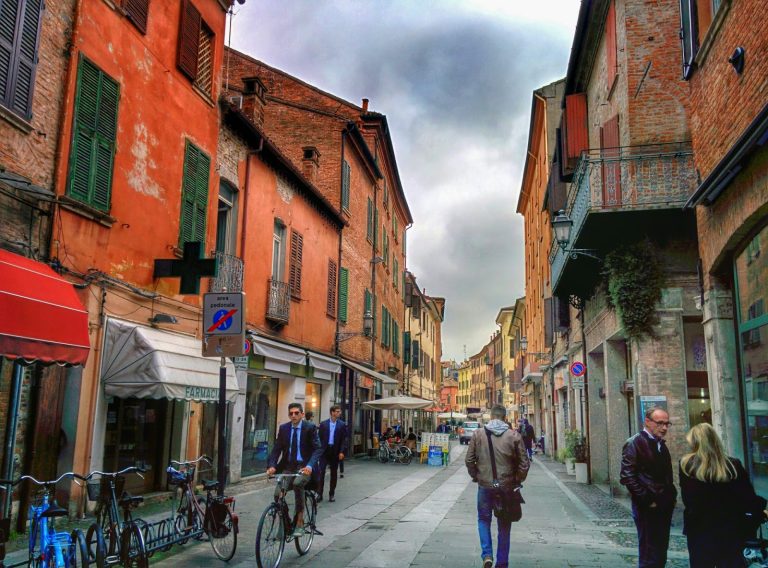 ferrara via mazzini
